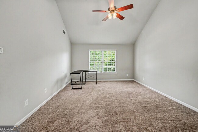 Building Photo - 1230 Grey Rock Way