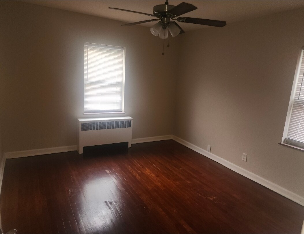 Building Photo - 5009 Newfield Ave