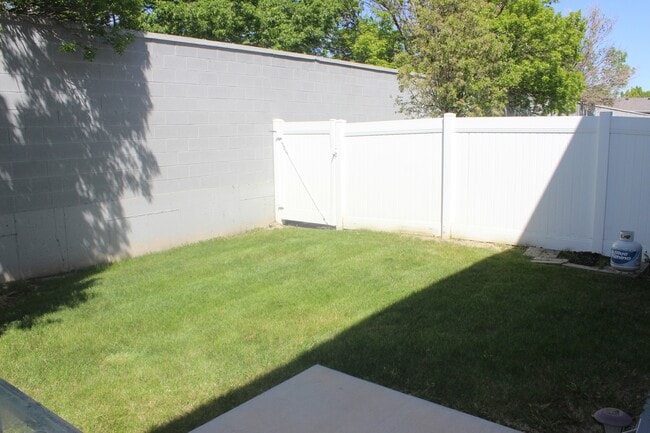 Building Photo - 12458 S Shadow Bnd Ln