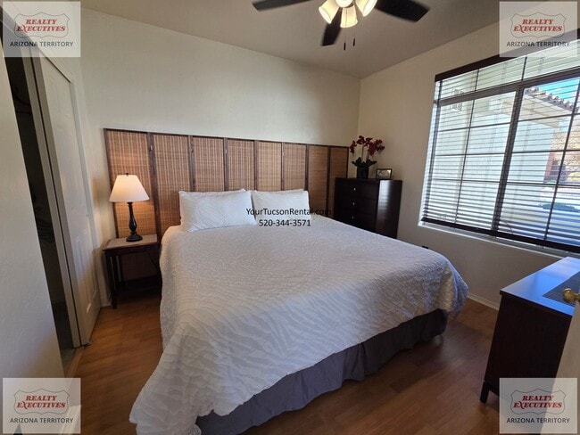 Building Photo - NE off Wrightstown & Pantano 3/2 with pool, patio and loads of upgrades