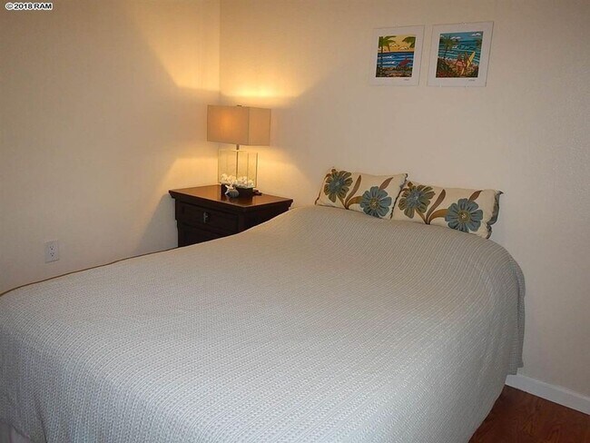 Building Photo - Keonekai Villages upstairs 2 bedroom, 1.5 bathroom unit, with 2 parking spaces