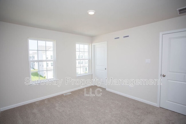 Building Photo - 234 Macoun Way