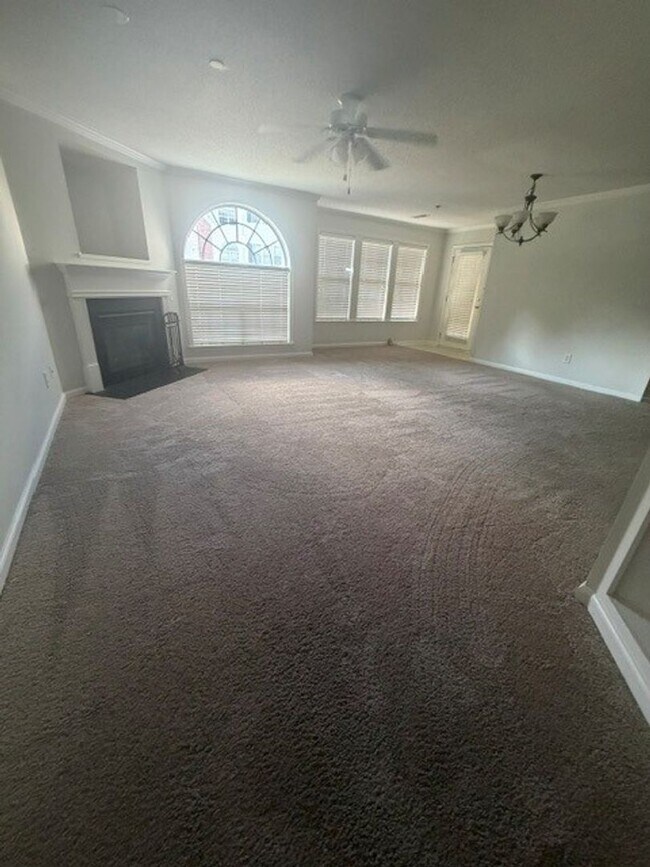 Building Photo - 4290 Cedarcroft Ct