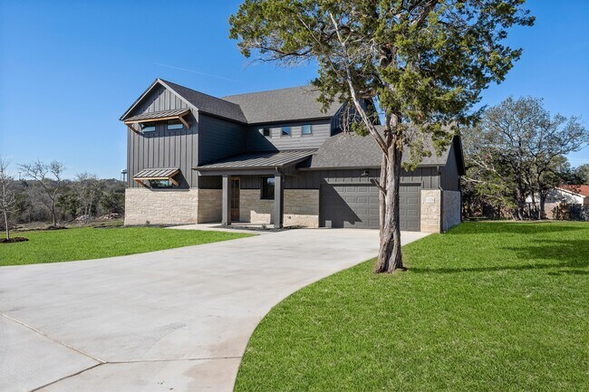 Primary Photo - 1326 Morgan's Point Rd