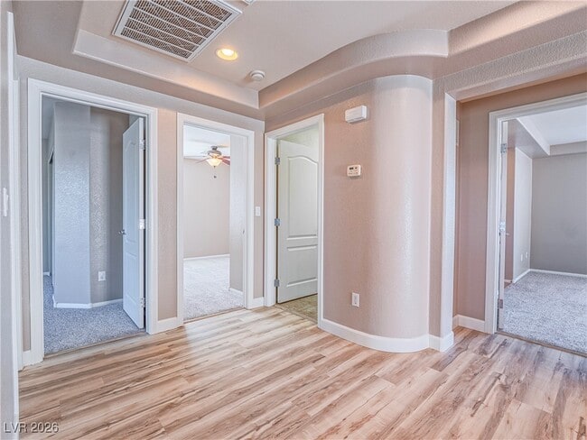 Building Photo - 7017 Whipple Manor St