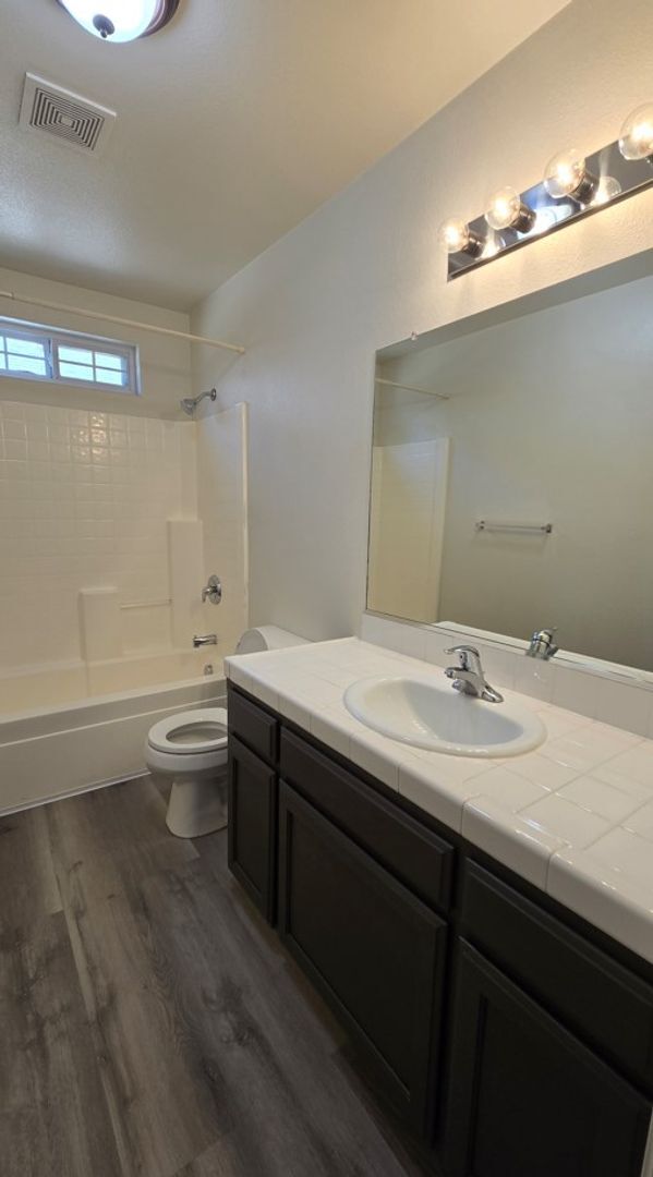 Building Photo - 6124 Royal Coach Cir
