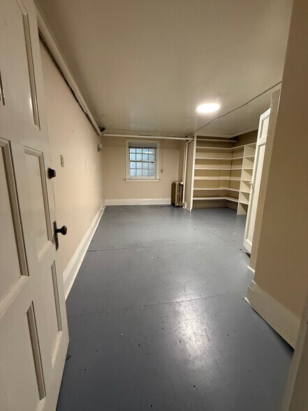 Building Photo - 405 Fieldston Rd