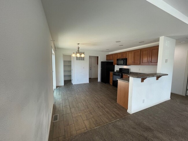 Building Photo - 1521 Osage Ave