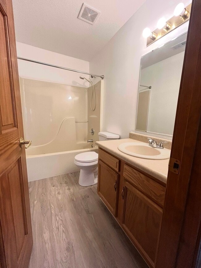 Building Photo - 1618 Bear Claw Ln