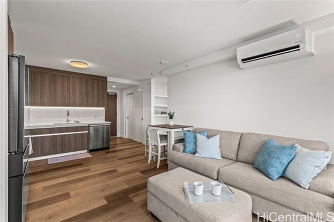 Building Photo - BRAND NEW, fully furnished 1 bedroom w/ parking at The Park on Keeaumoku