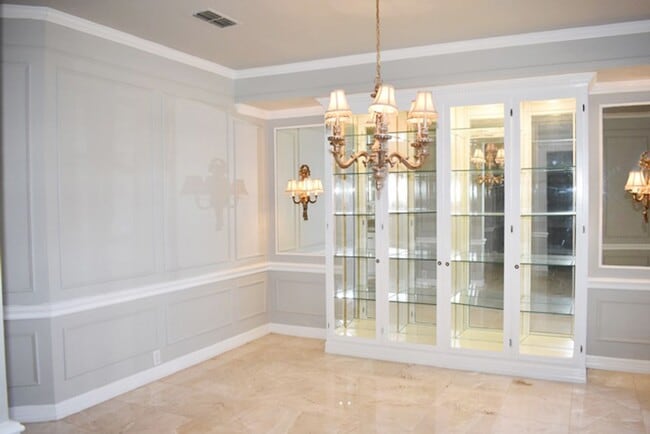 Building Photo - Prestigious 5-3.5-3 w POOL in Southlake!
