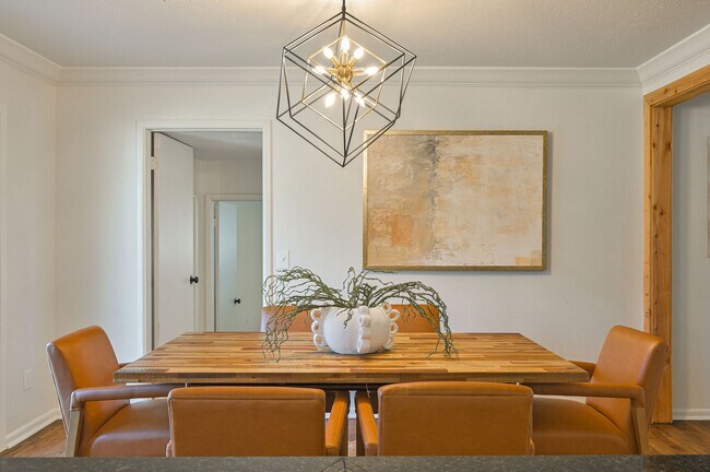 Building Photo - 416 Betty Ln