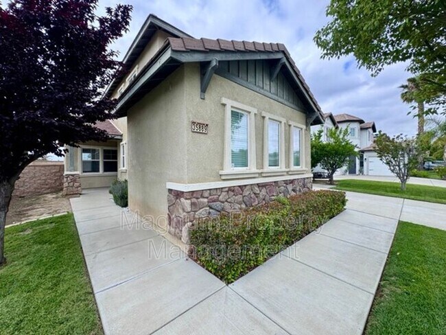 Building Photo - 35889 Wolverine Ln