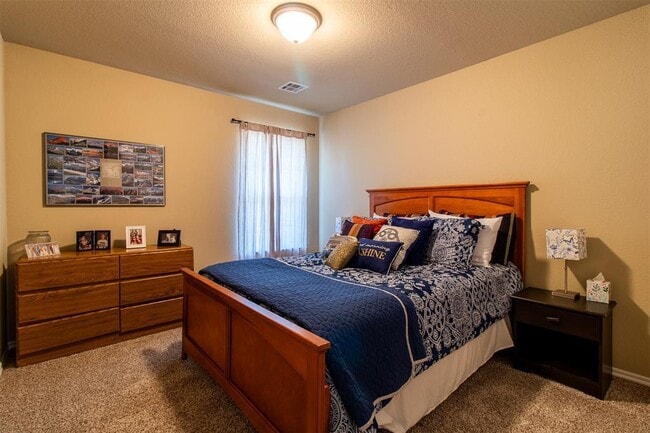 Building Photo - 900 Switzerland Ave