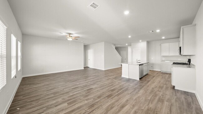 Building Photo - 25192 Leather Leaf Ct