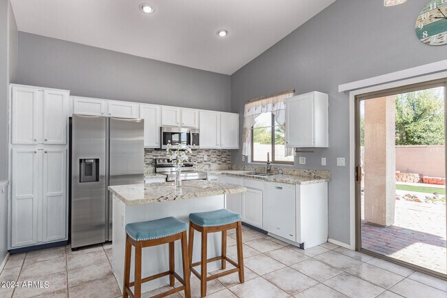 Building Photo - 4333 S Rim Ct