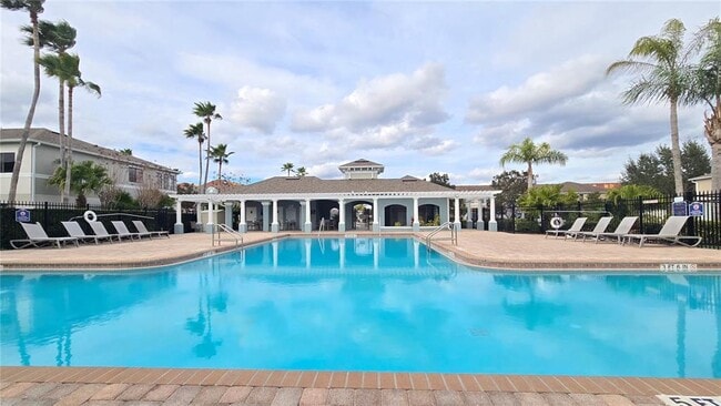 Building Photo - 6520 Windsor Lake Cir