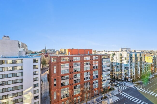 Building Photo - 1245 13th St NW
