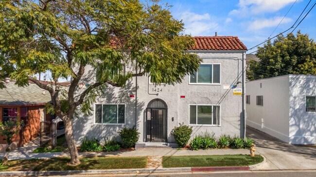 Building Photo - 1424 Chestnut Ave