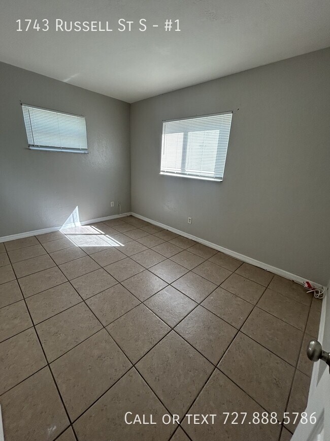 Building Photo - 1743 Russell St S