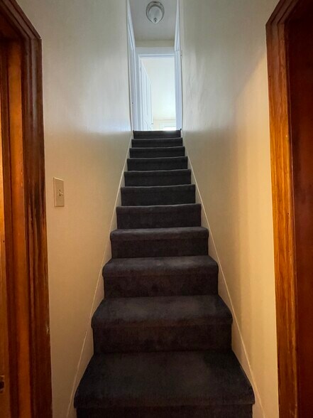 Building Photo - 1234 Isabella St