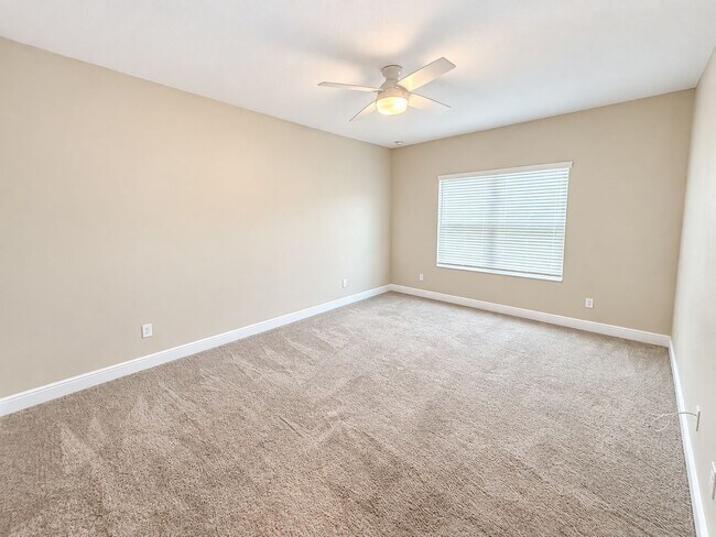 Building Photo - 5418 Silver Sun Dr