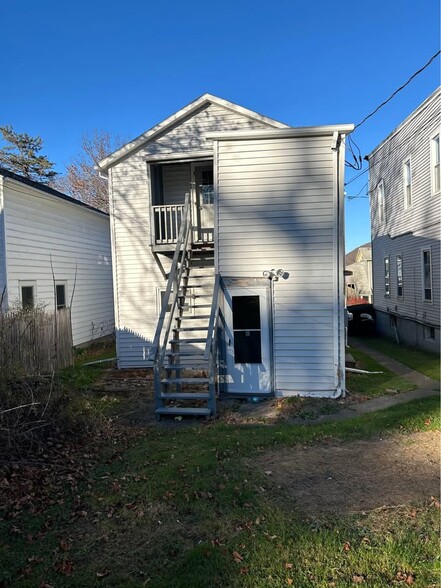 Primary Photo - 110 W 3rd St