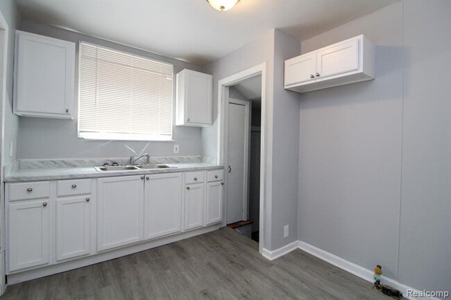 Building Photo - 11689 Wayburn St
