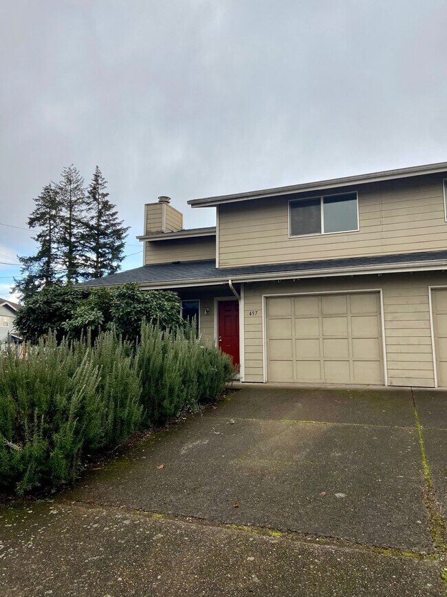 Building Photo - S Street Duplex