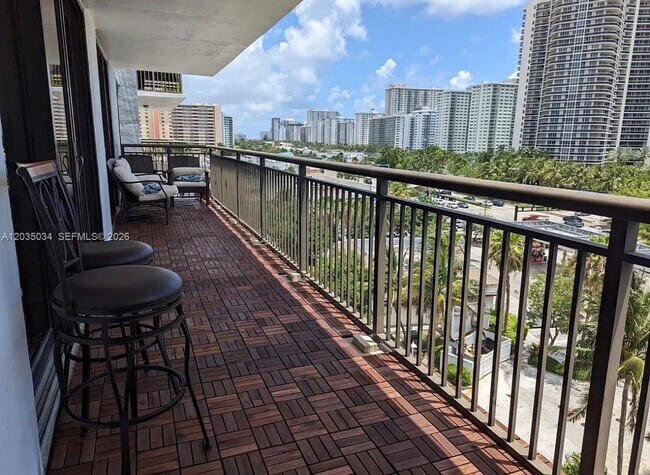 Building Photo - 3031 N Ocean Blvd