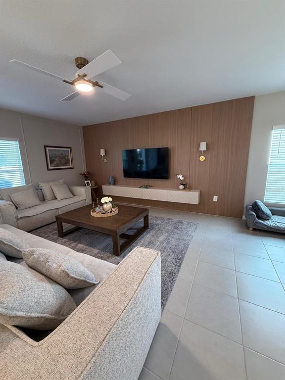 Building Photo - 5617 Gingham Dr