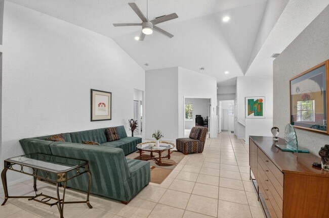 Building Photo - 7910 Laina Ln