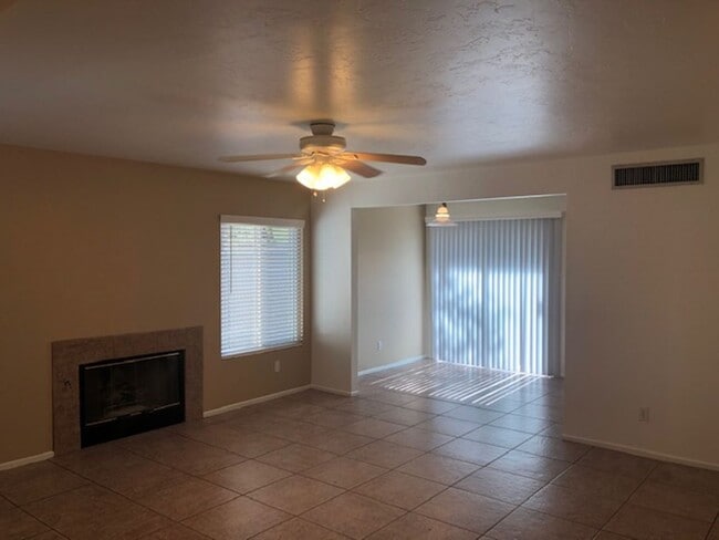 Building Photo - 336-2 E Limberlost-