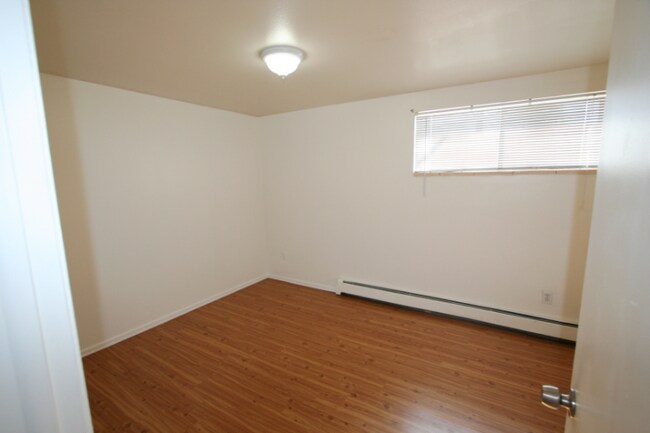 Building Photo - 2035 S Josephine St
