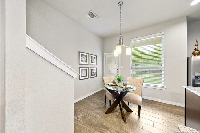 Building Photo - 7106 Faith Wy