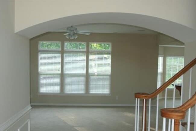 Building Photo - 2241 Elendil Ln