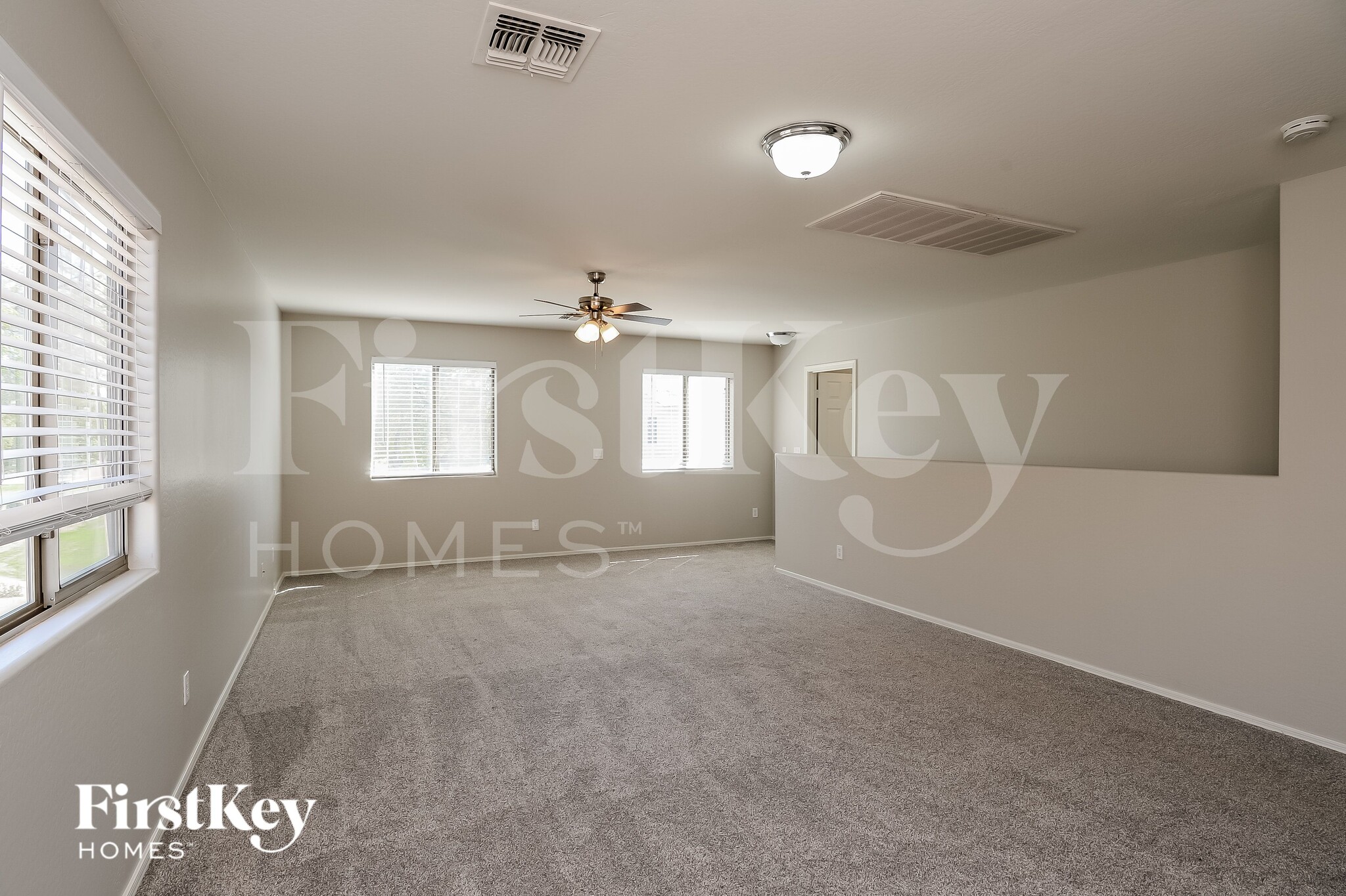 Building Photo - 2374 E Meadow Chase Dr