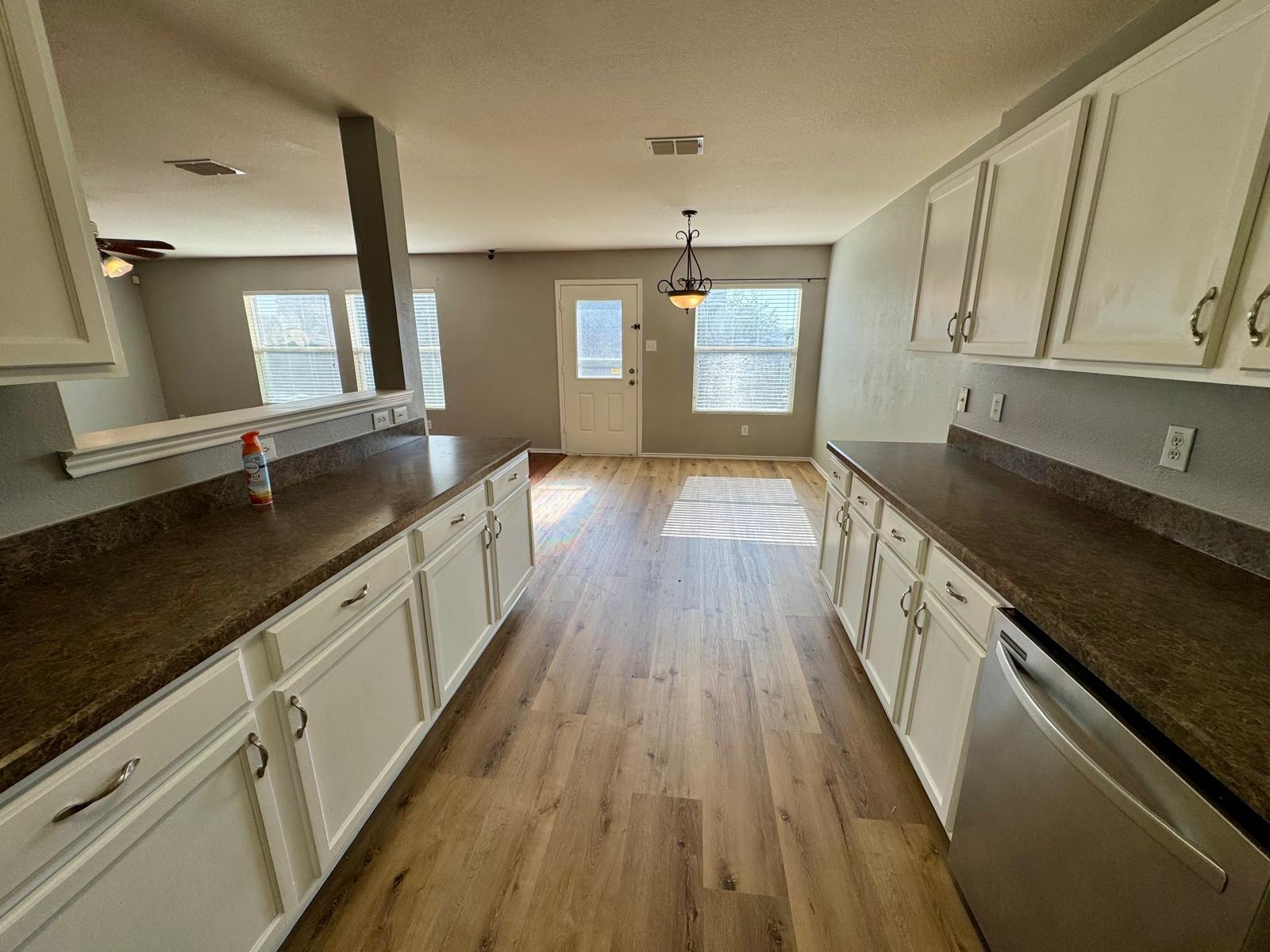 Building Photo - 13287 Fowler Dr
