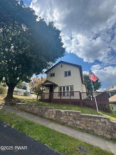 Primary Photo - 93 Wayne St