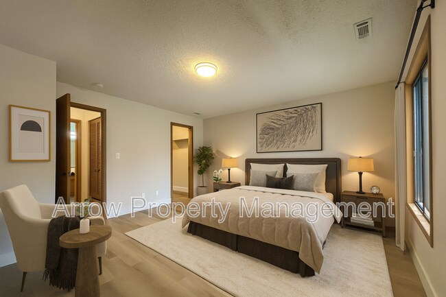 Building Photo - 2330 N 44th St