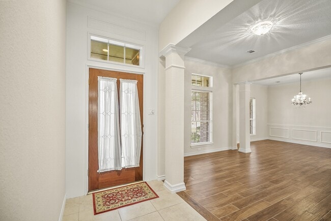 Building Photo - 1438 Crescent Green Dr