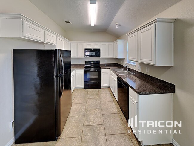 Building Photo - 705 Barkridge Trail