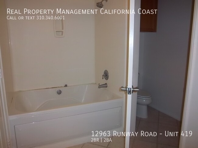 Building Photo - 12963 W Runway Rd