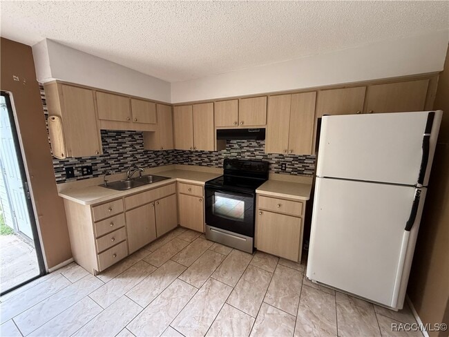 Building Photo - 7630 W Homosassa Trail