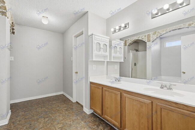 Building Photo - 1325 Dandelion Trail