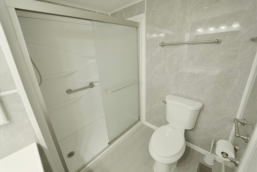 Building Photo - 8520 SW 18th Ct