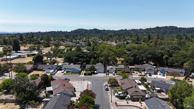 Building Photo - 4845 Marshall Dr
