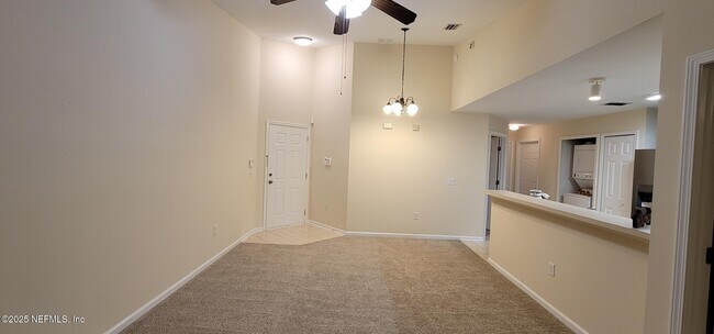 Building Photo - 6076 Maggies Cir