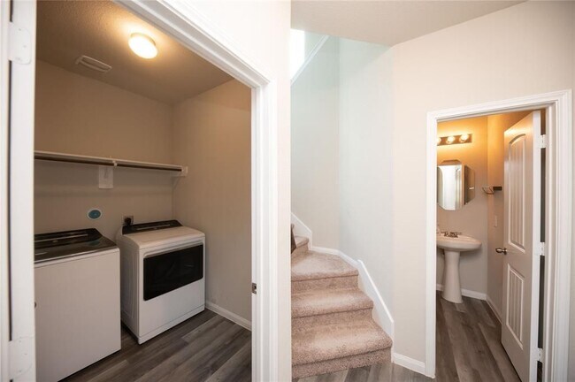 Building Photo - 24918 Bastiani Canvas Ln