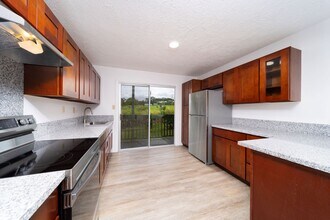 Building Photo - Newly Remodeled City View Apartments